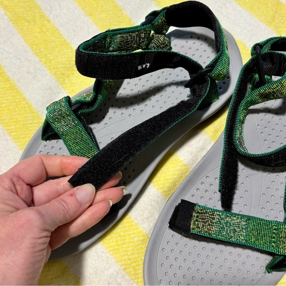 Women’s vintage Teva Hurricane Sandals, EUC, size 7 - Picture 7 of 11